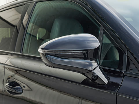 2025 BYD Tang DM-i Image 27